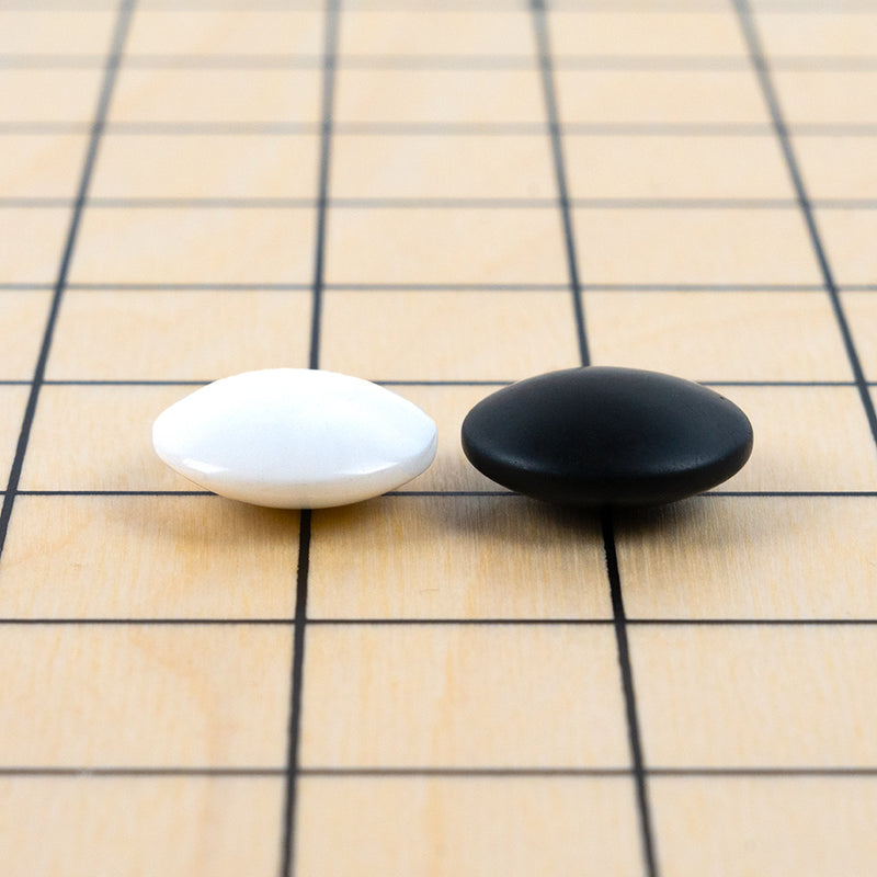 Hoyle's small classic go set (ceramic stones with go board)